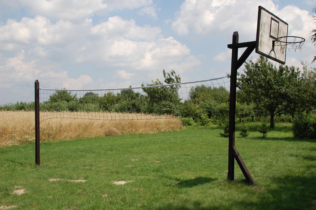 Agroturystyka Pod Swierkami Nadrybie エクステリア 写真